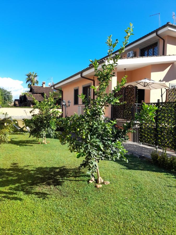 Villa Vittorio Infernetto Екстер'єр фото